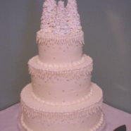 Winter wonderland wedding cake