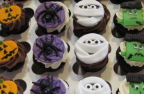 Mini Halloween Cupcakes