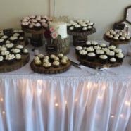wedding cupcake table