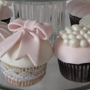 pink pearls cupcake