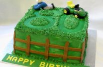 80th birthday cake in Muskoka