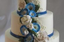 Morning glories wedding cake